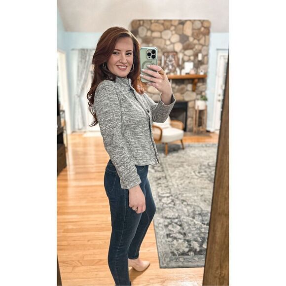 Cabi quilter blazer - Picture 16 of 16